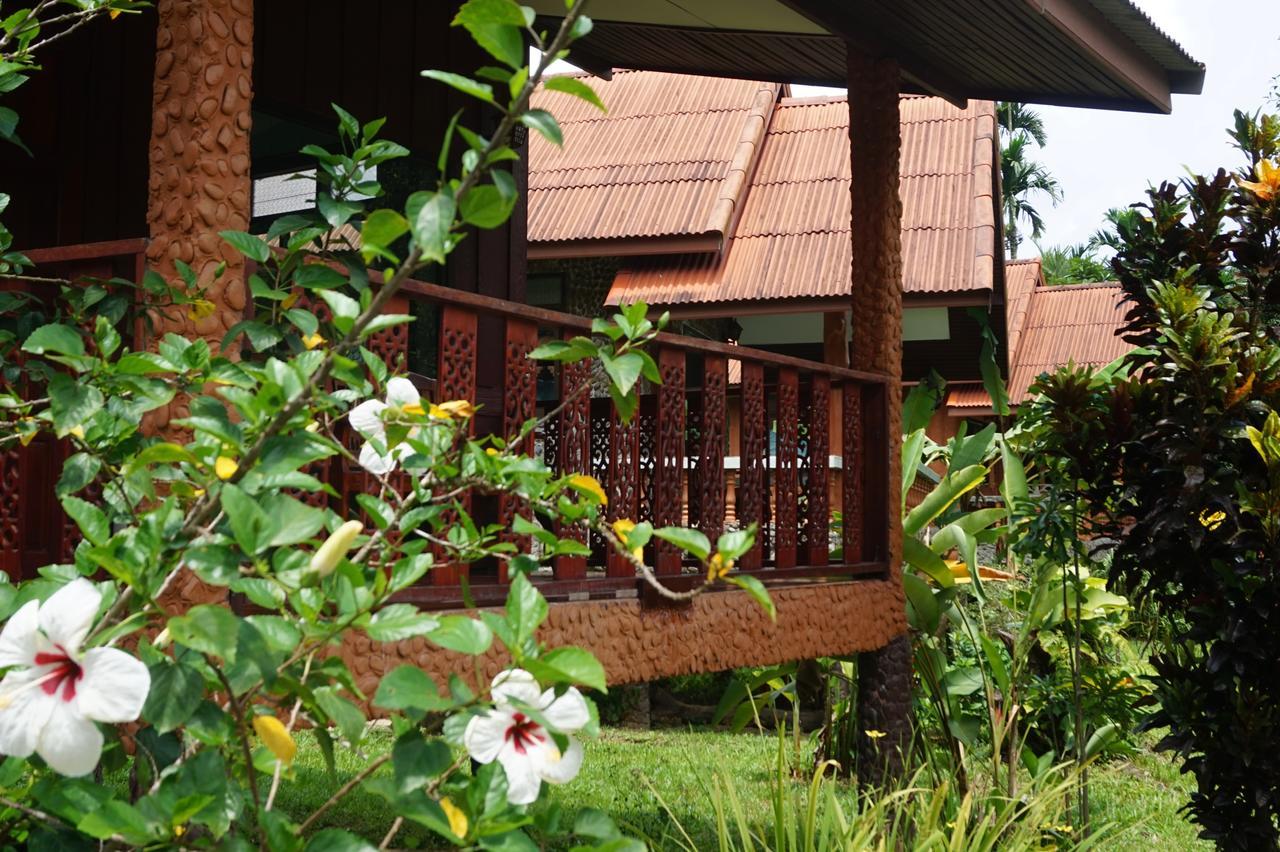 Khao Sok Riverfront Resort Khao Sok National Park Eksteriør billede