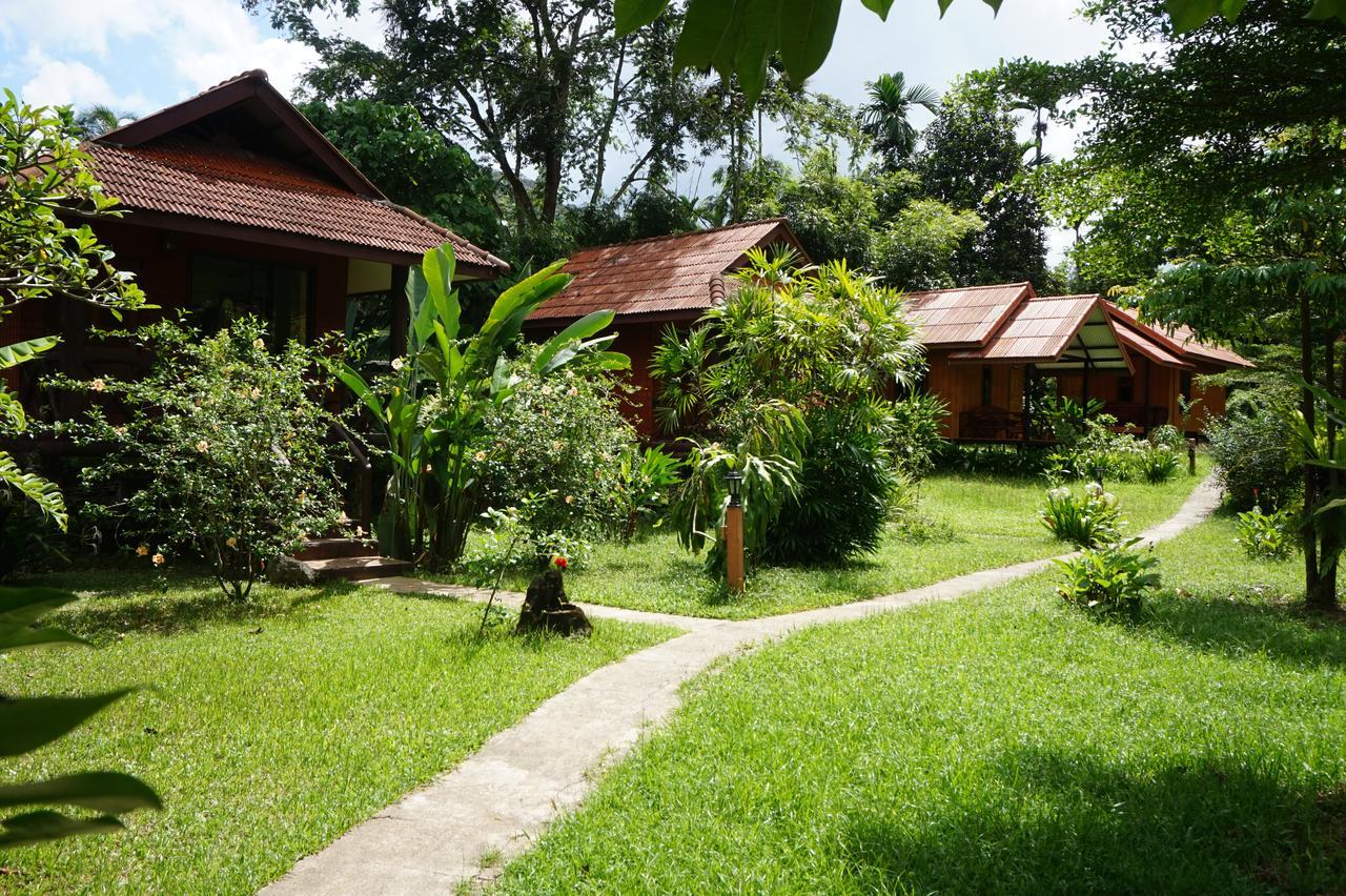 Khao Sok Riverfront Resort Khao Sok National Park Eksteriør billede